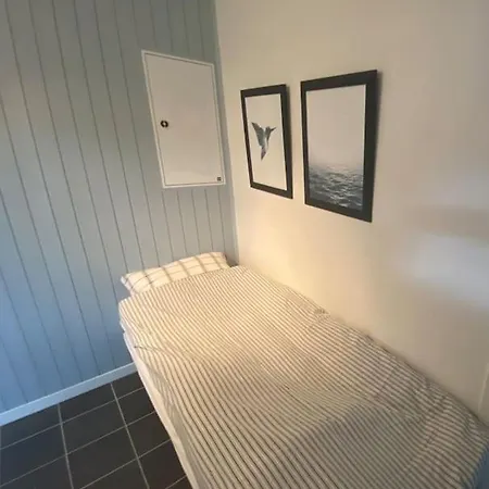 Ved Sjoen, Hvaler * Rod (Ostfold)