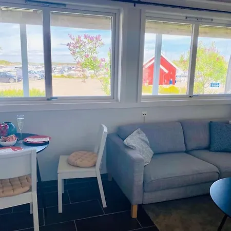 Ved Sjoen, Hvaler Rod (Ostfold)