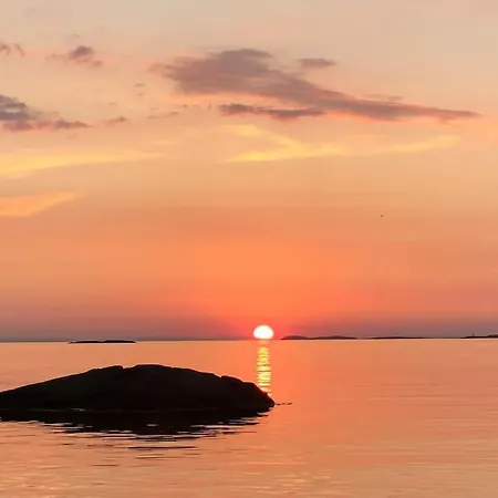 Ved Sjoen, Hvaler Rod (Ostfold)