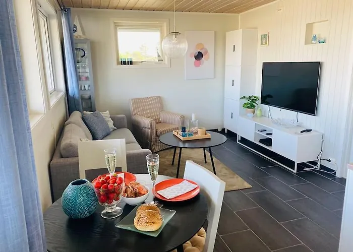 Ved Sjoen, Hvaler *