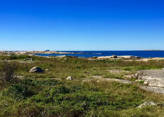 Ved Sjoen, Hvaler